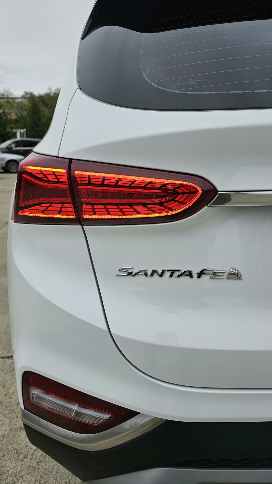 Hyundai Santa Fe 8