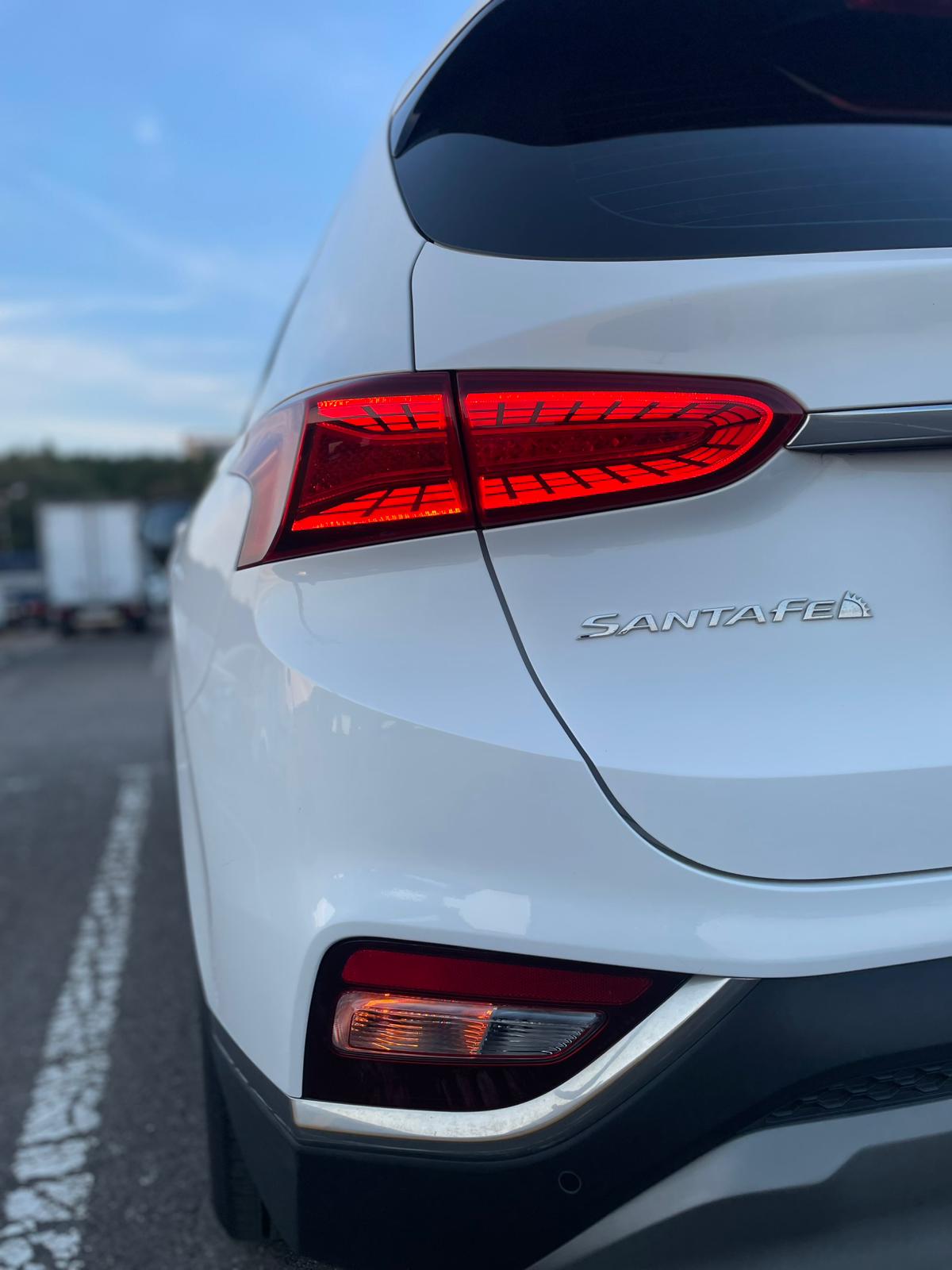 Hyundai Santa Fe 4