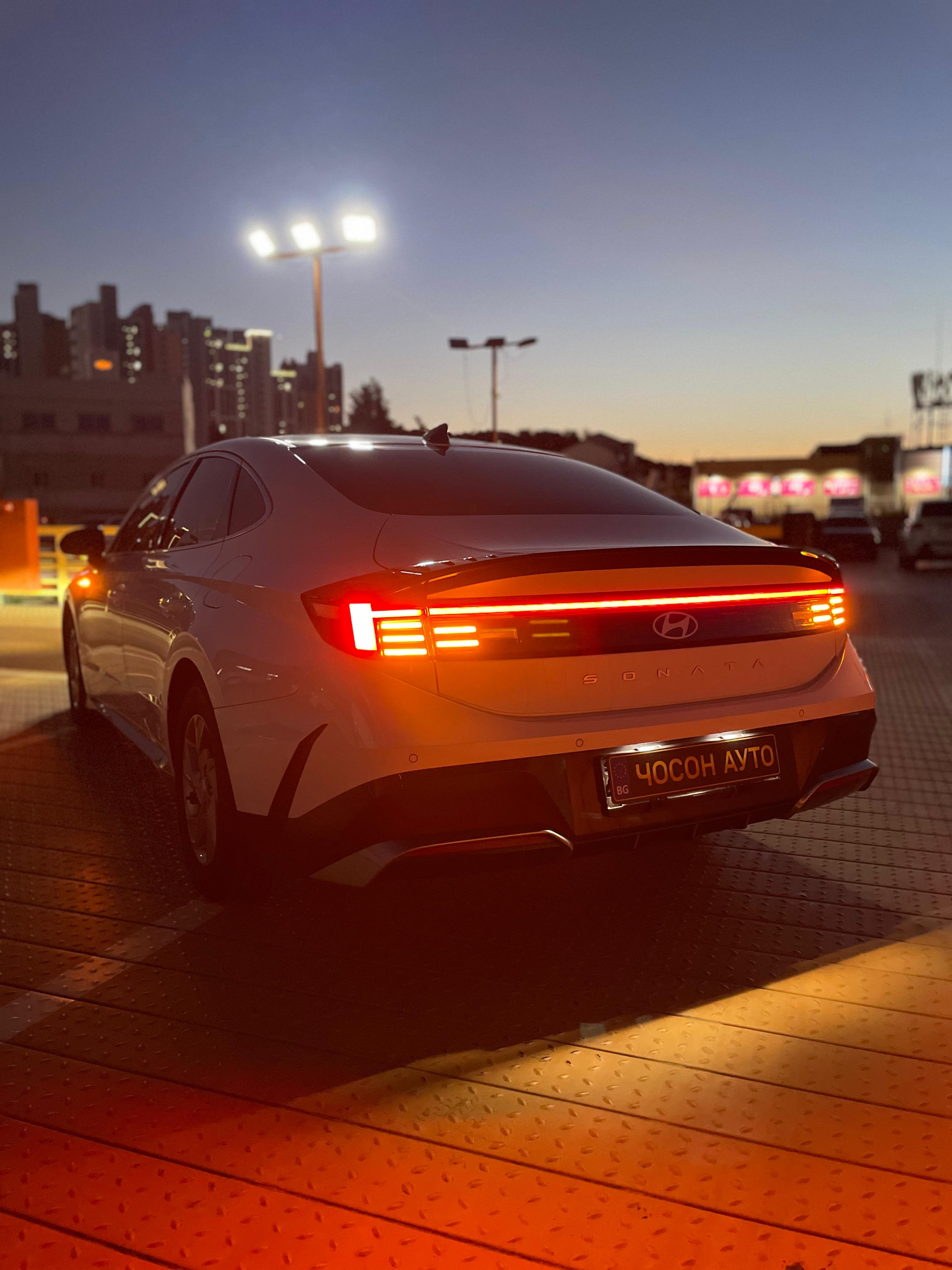 Hyundai Sonata 2