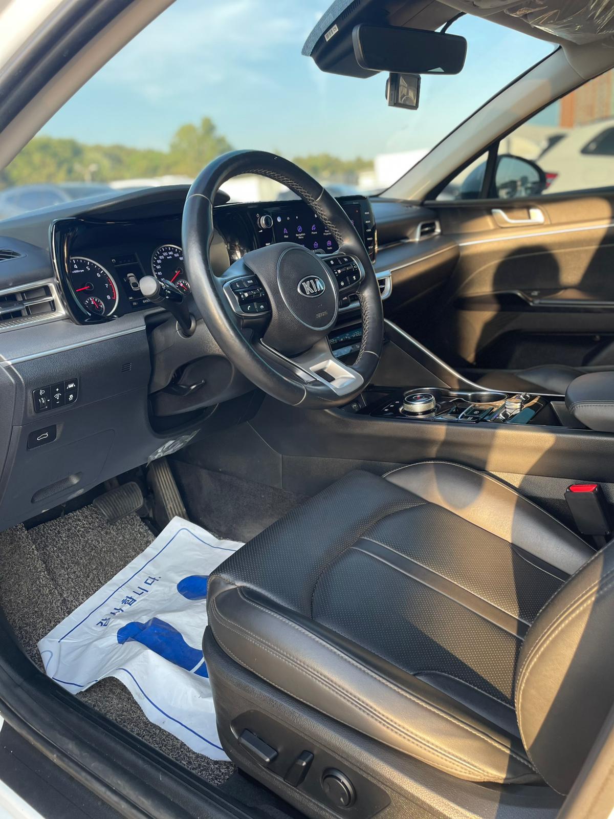 Kia K5 5