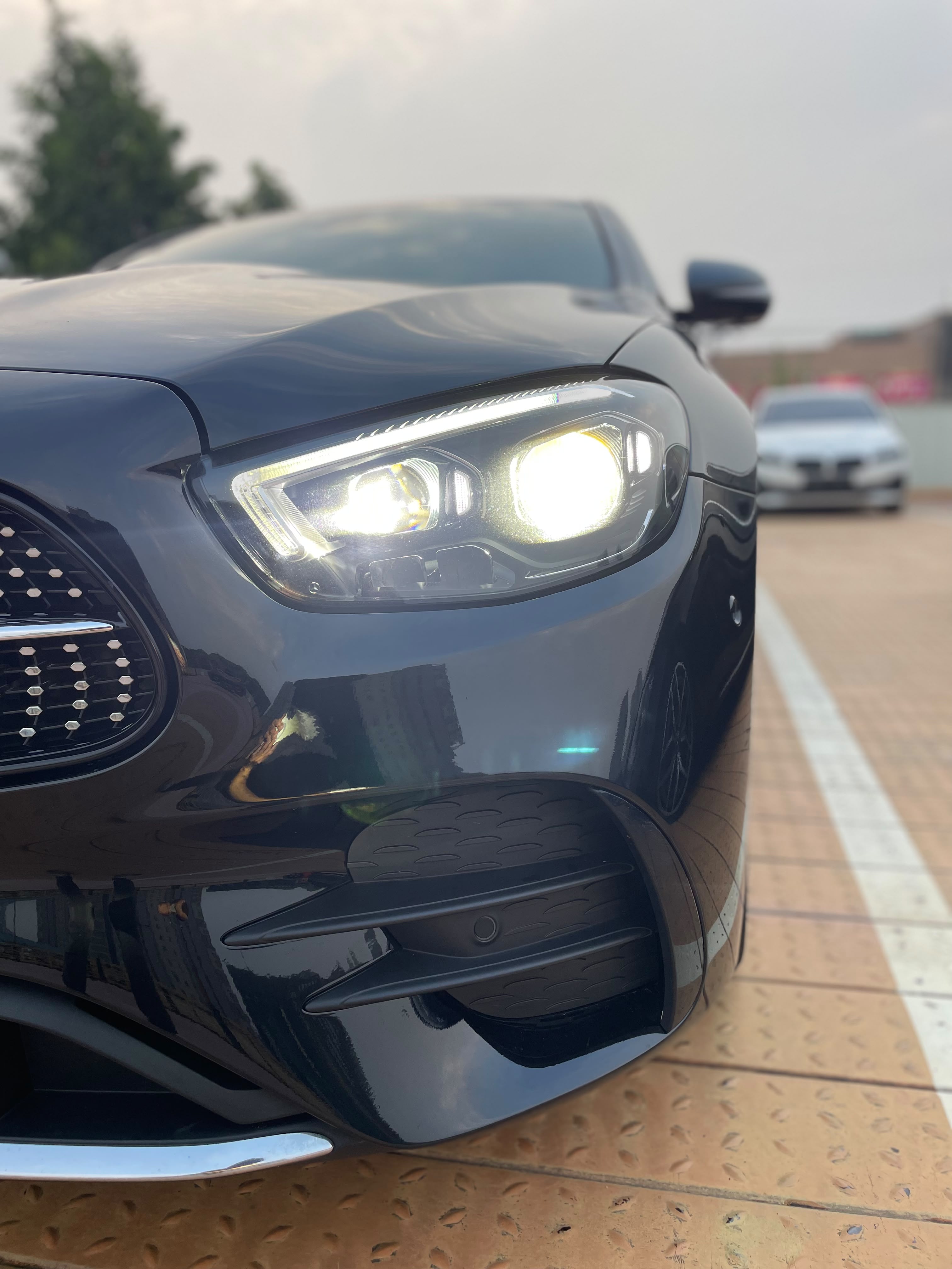 Mercedes-Benz E-Class 3